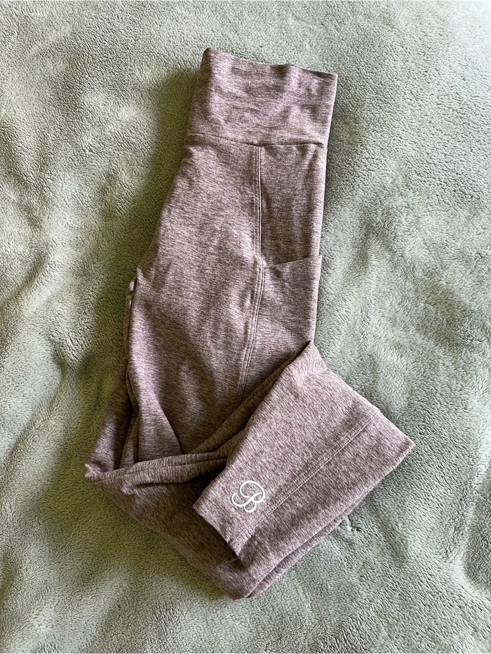Bombshell Sportswear Mauve Heather Purple Pocket Scrunch Leggings Medium